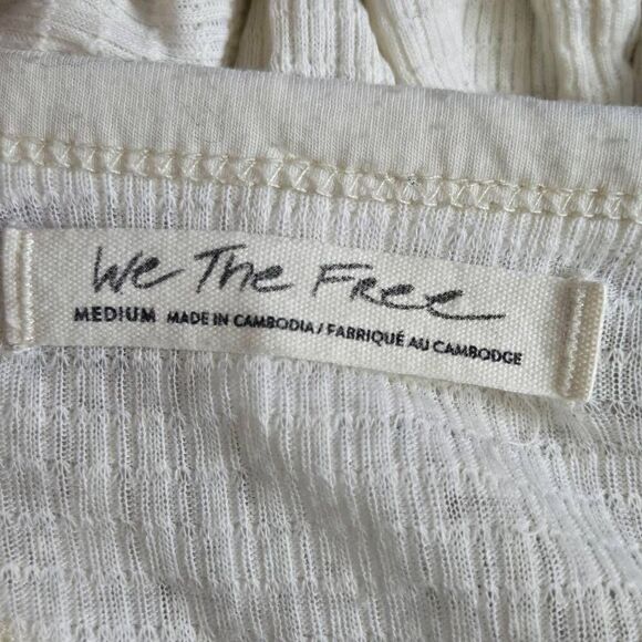 We the Free People Thermal Top Size Medium V- Neck Oversized Boho Long Sleeve - Picture 8 of 8